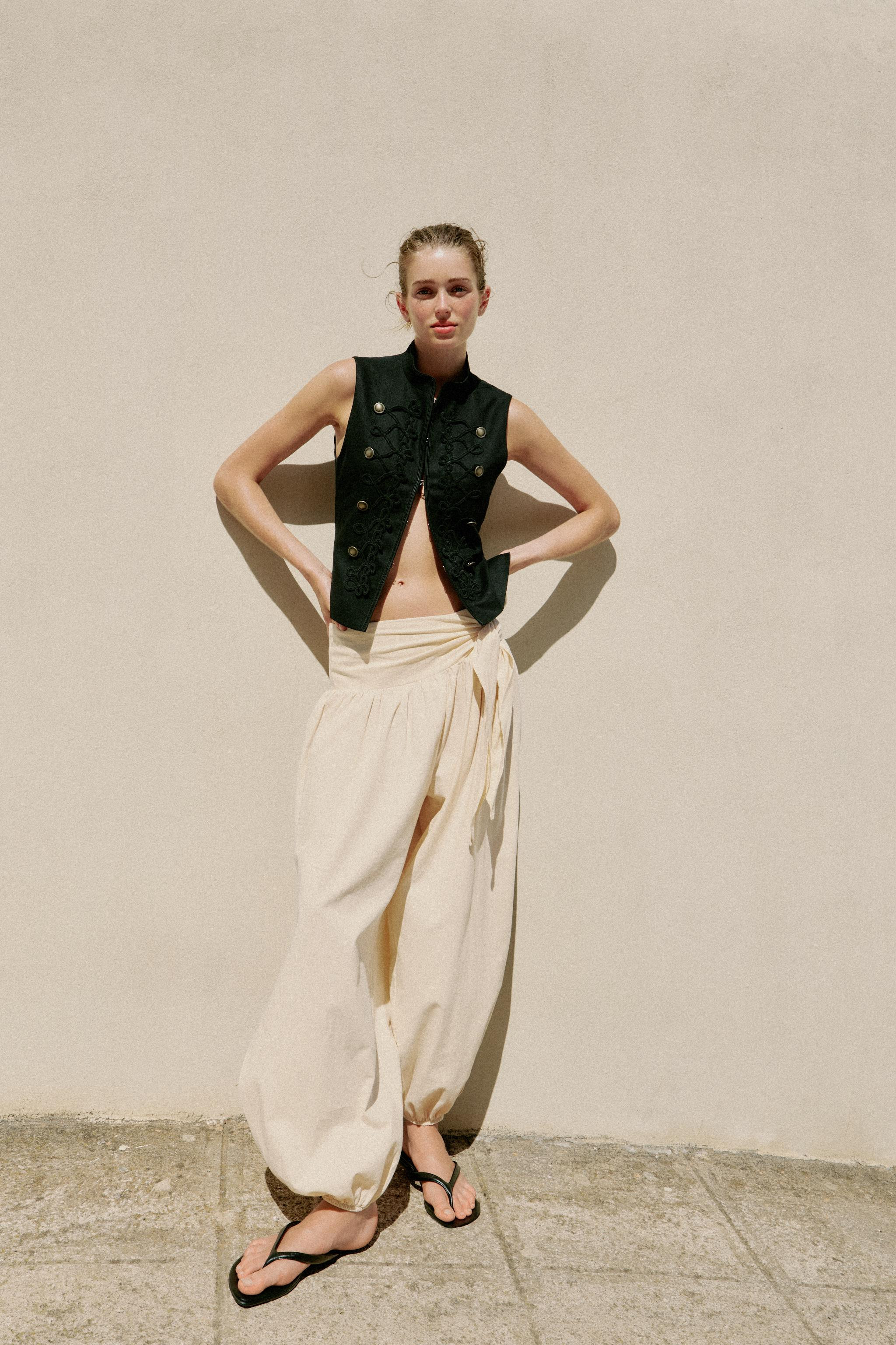 TAILORED FIREMAN CLASP VEST | Zara US