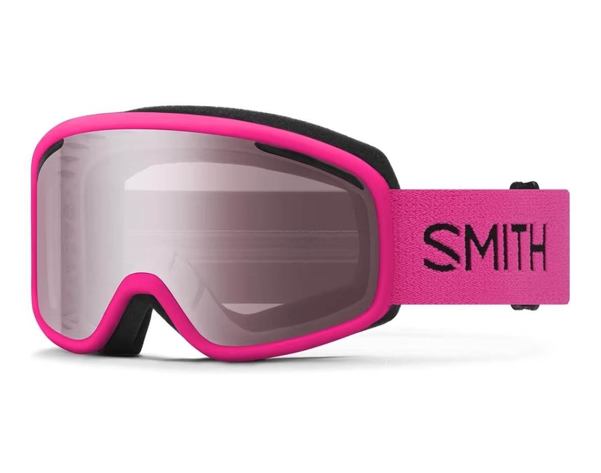 Smith ski goggles 

#LTKSeasonal #LTKActive #LTKSaleAlert