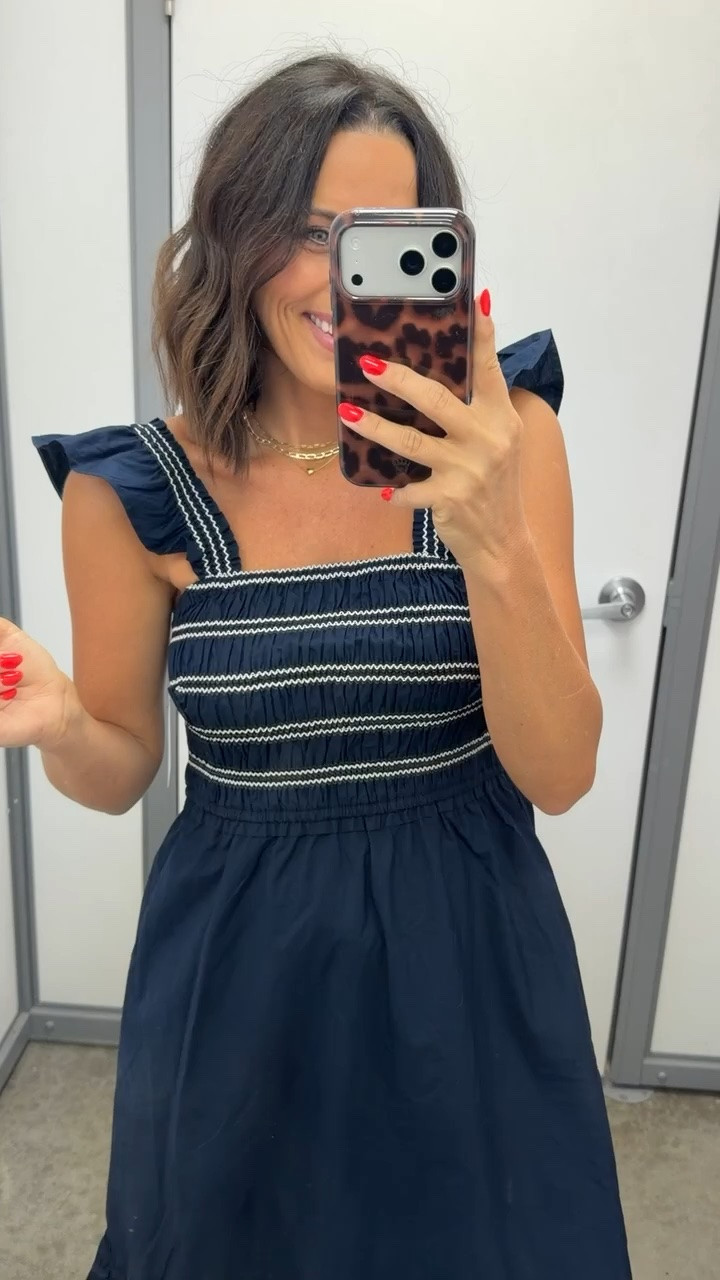 Okay but this Walmart dress?! 💙 The smocked details and flutter sleeves make it look way more expensive than it is. It’s one of those dresses you’ll keep reaching for all summer.

Size XS
5’3” for reference

#walmartfashion #walmartfinds #walmartstyle #affordablefashion #summerdress #everydaystyle #ltkstyle #budgetfashion #ootd #summeroutfit