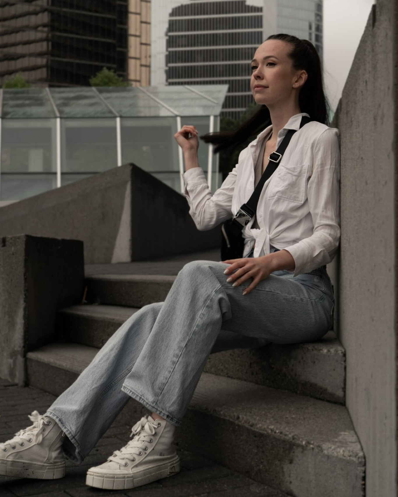 cute summer outfit 🤍

Flared high-waisted jeans, oversized baggy button up long sleeve, cropped tank, white high tops

#LTKU #LTKbeauty #LTKunder100