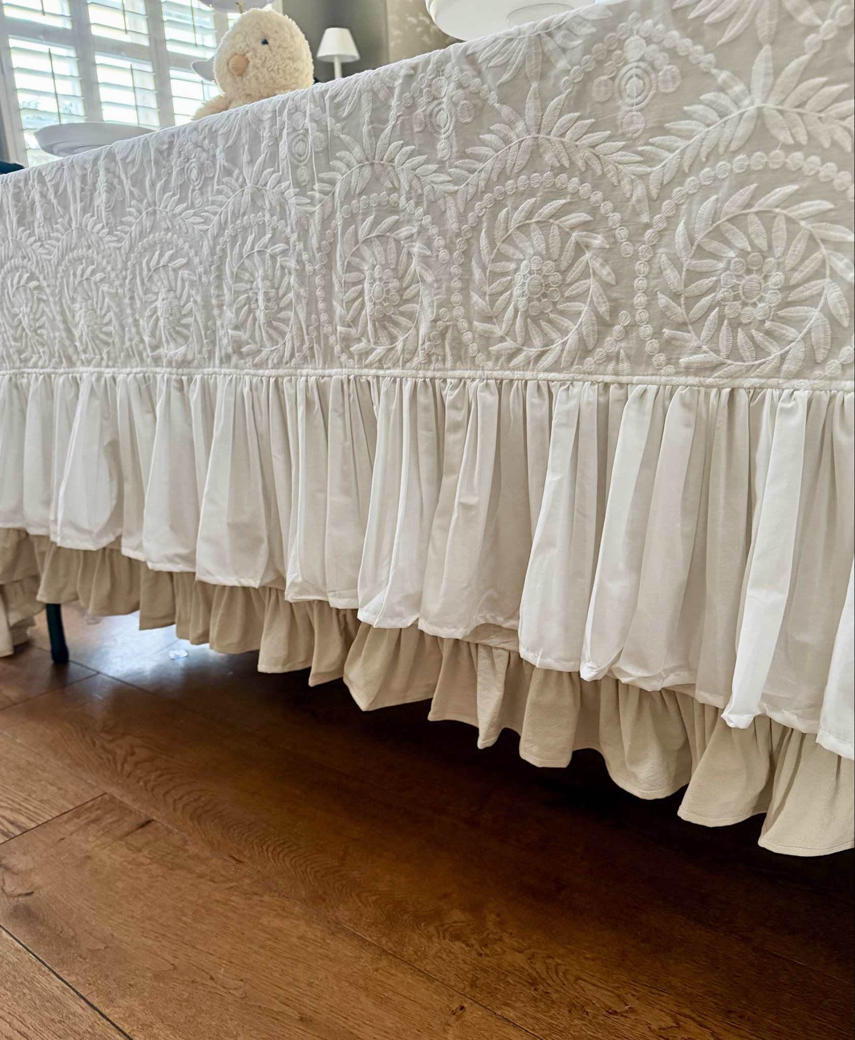 These are 2 DIFFERENT tablecloths that I layered so you need to make sure that you order the natural linen tablecloth to be longer than the white one 😘

#LTKHome