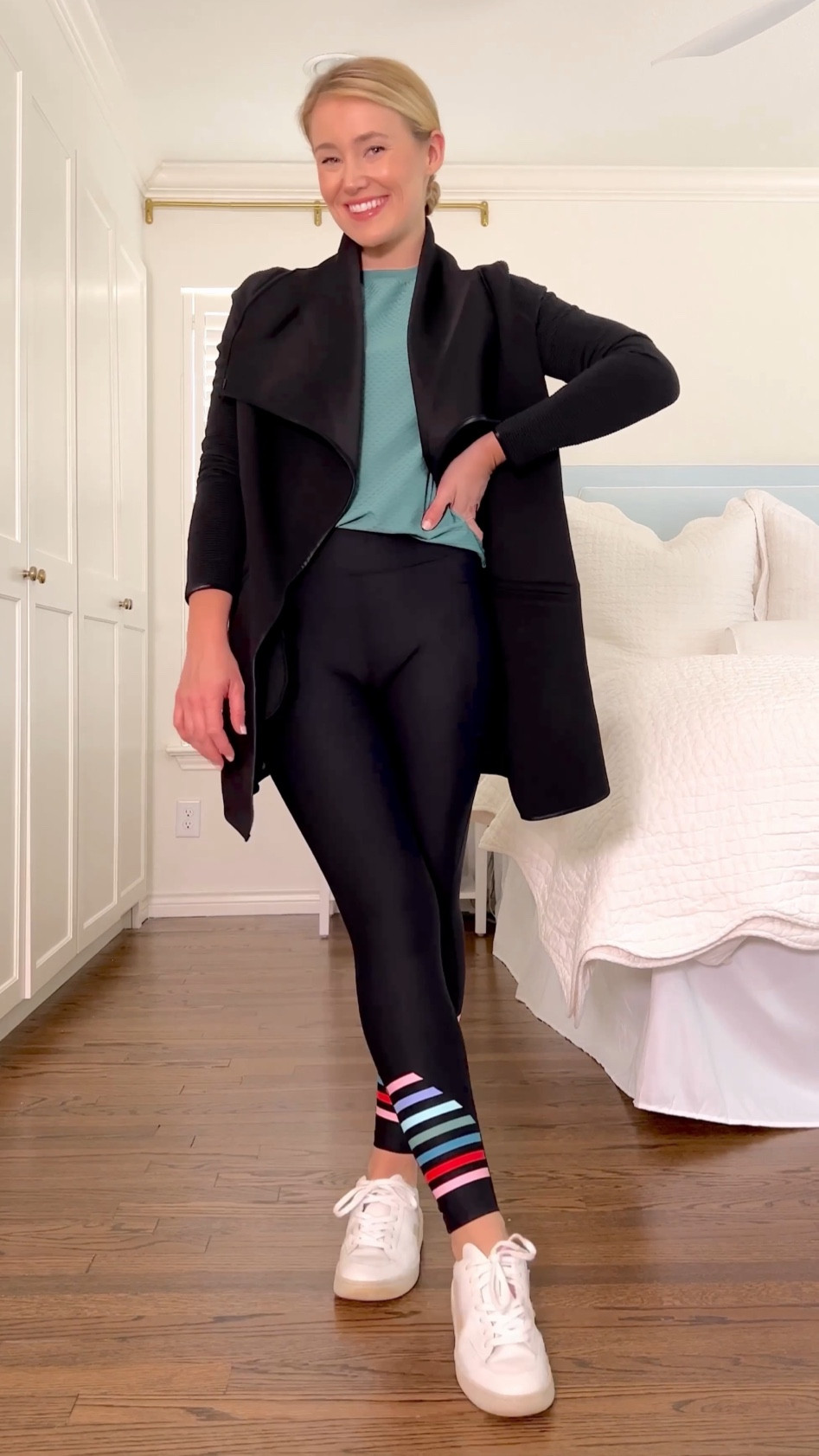 Addison Bay is one of my absolute favorite athleisure lines. The quality is amazing! Their new fall collection is to die for.

SIZING:

Jacket: Wearing my usual size, an XS. Fits true to size.
Top: Wearing my usual size, an XS. Fits true to size, but it’s not a loose fit. Size up if you want a looser look, otherwise order your usual size.
Leggings: Wearing my usual legging size, a Small.