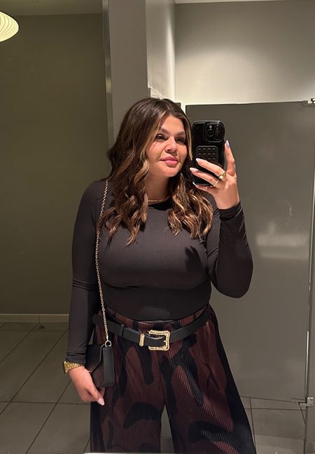 Outfit for a dinner out in austin #midsizefashion #amazon #shein 

#LTKfindsunder50 #LTKplussize