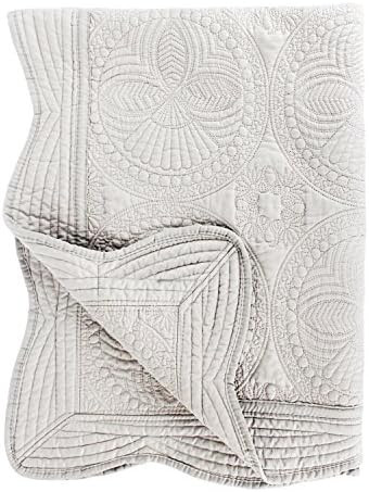 Toddlers and Baby Quilt Lightweight Blanket Embossed Cotton Quilt Four Seasons Scalloped 36"" x 4... | Amazon (US)