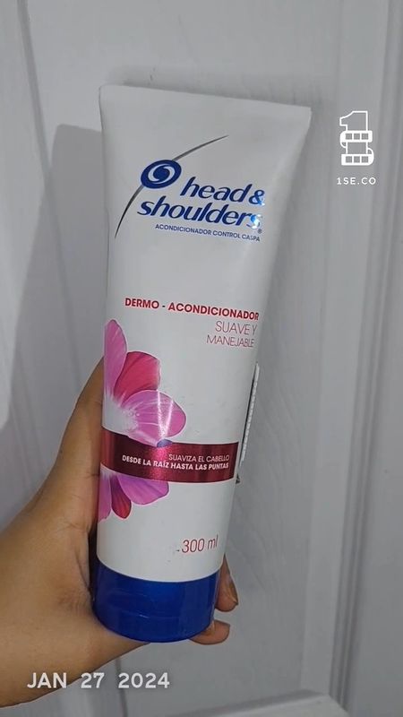 These are my current beauty products in use!💕 Ran out of conditioner and it's time to give the opportunity to this Head and Shoulders one. 

#LTKfindsunder50 #LTKstyletip #LTKbeauty