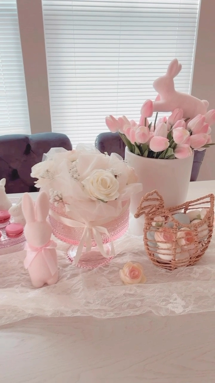 This cute little basket just stole the Easter show!
Simple, sweet, & the perfect touch for your spring table setup. 🐣🥚
Sometimes it’s the little things that make the biggest impact! 🫶🏻






.
.
.
.
.
.
.
.
.


#EasterTablescape #EasterDecor #SpringTableDecor #EasterBasketIdeas #TablescapeInspo #EasterVibes #DIYEaster #MomOfThree #SpringVibes #EasyEasterDecor #easterinspo #easterdiy #easter2025 

#LTKSeasonal #LTKGiftGuide #LTKHome