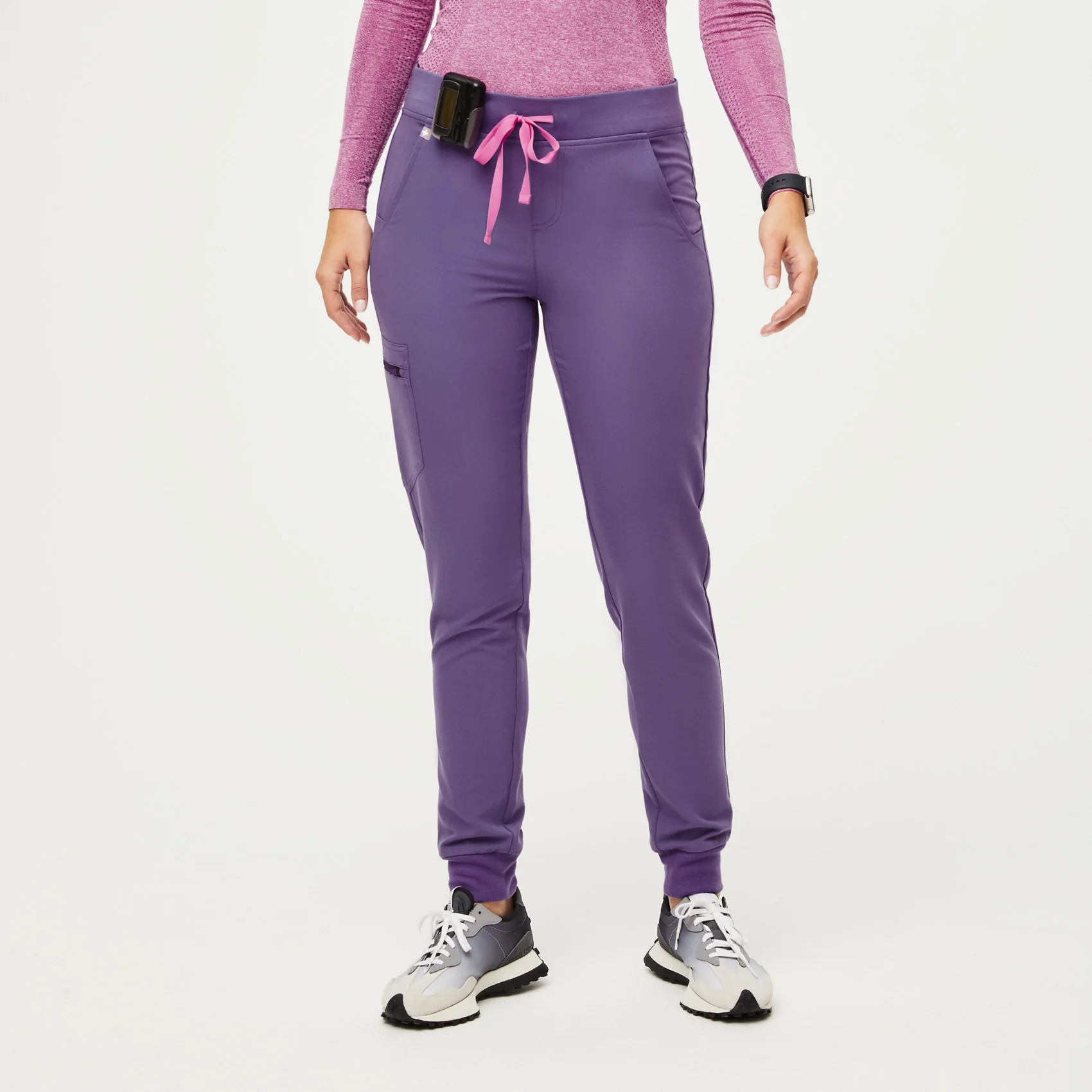 Women's Zamora™ Jogger Scrub Pants - Amethyst · FIGS | FIGS