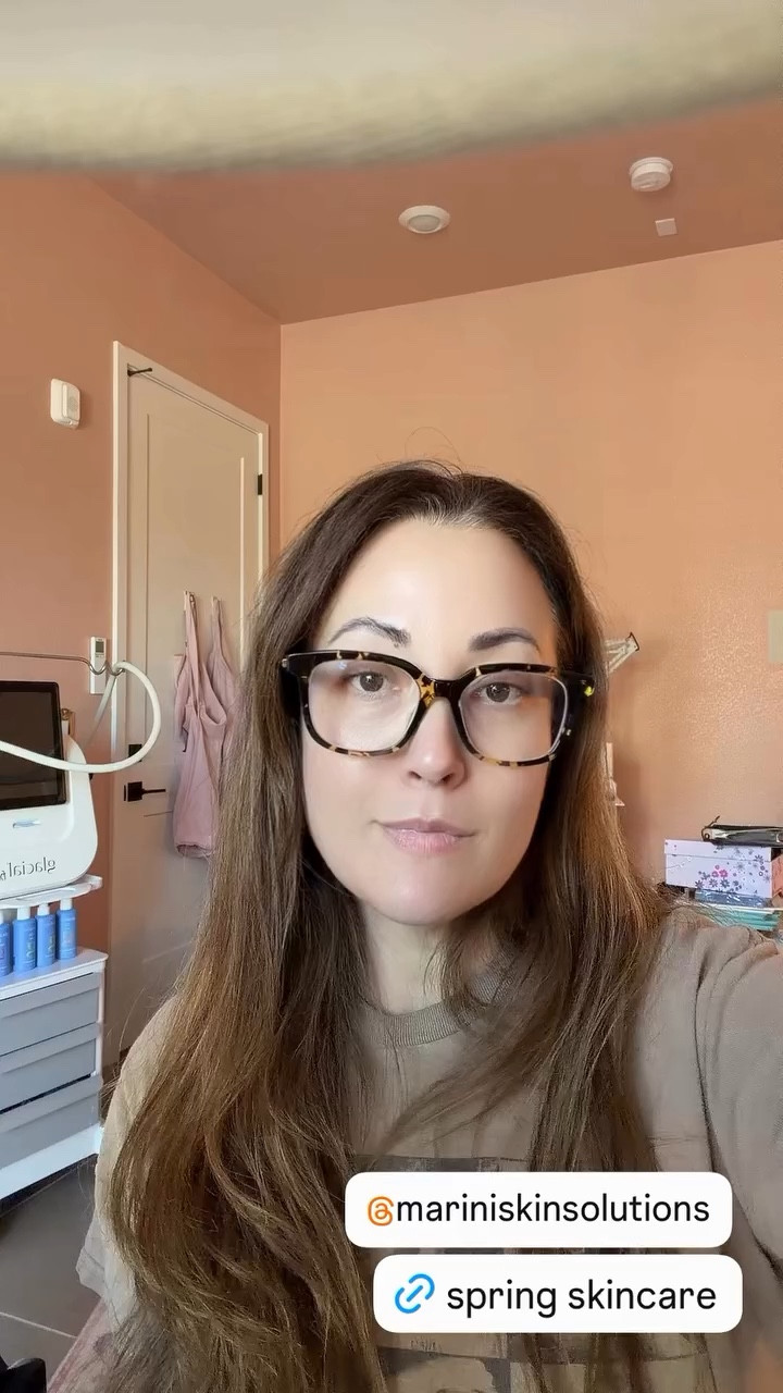 3 reasons estheticians love NeuroSmooth:

• Neuromodulating peptides
• Refines pore appearance
• Incredible post-procedure recovery

One of my favorite serums right now for improving overall skin quality between facials.

#LTKSwim #LTKPetite #LTKBeauty