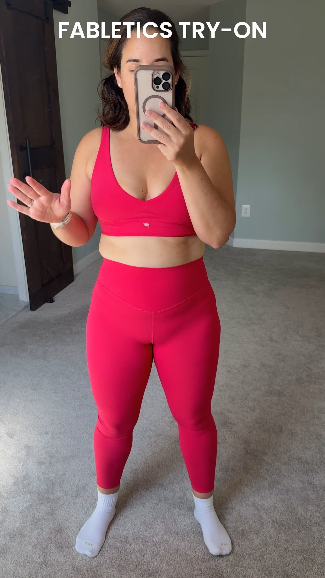 Pre-fall style is here 🍂✨ Loving this Fabletics set—supportive bra + buttery soft leggings = the perfect combo for everything from workouts to errands. This raspberry color make it an easy transition from summer to fall, and the fit is chef’s kiss. 🙌



#LTKactive #LTKfit #FableticsFinds #LTKfall #PreFallStyle

#LTKMidsize #LTKActive #LTKStyleTip