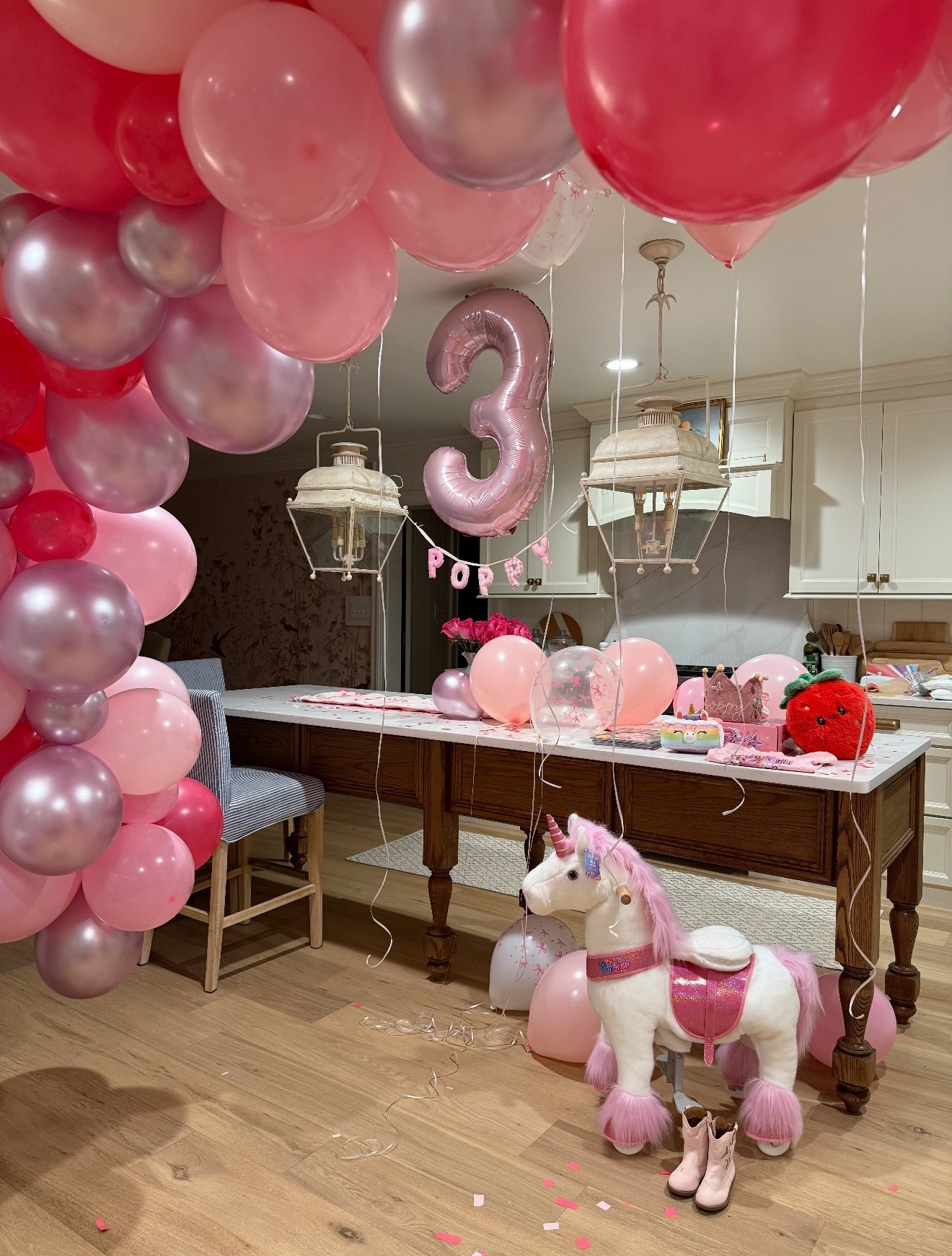 Poppy’s 3rd birthday surprise 🩷✨🦄 #3rdbirthday #birthdaygirl #birthdaysupplies

#LTKFindsUnder50 #LTKKids #LTKFamily