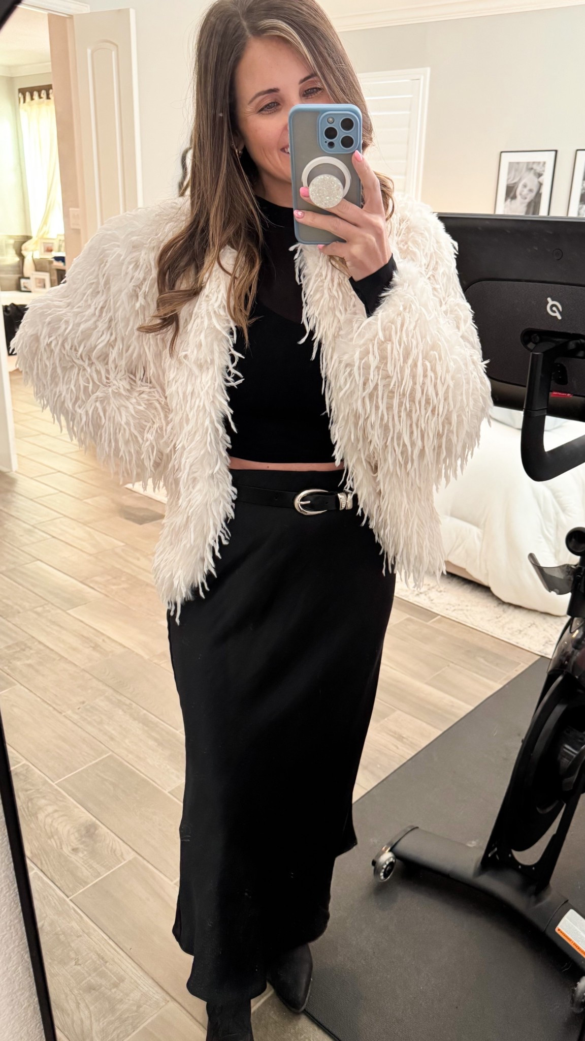 Such a fun fit! 

#LTKootd #LTKMidsize