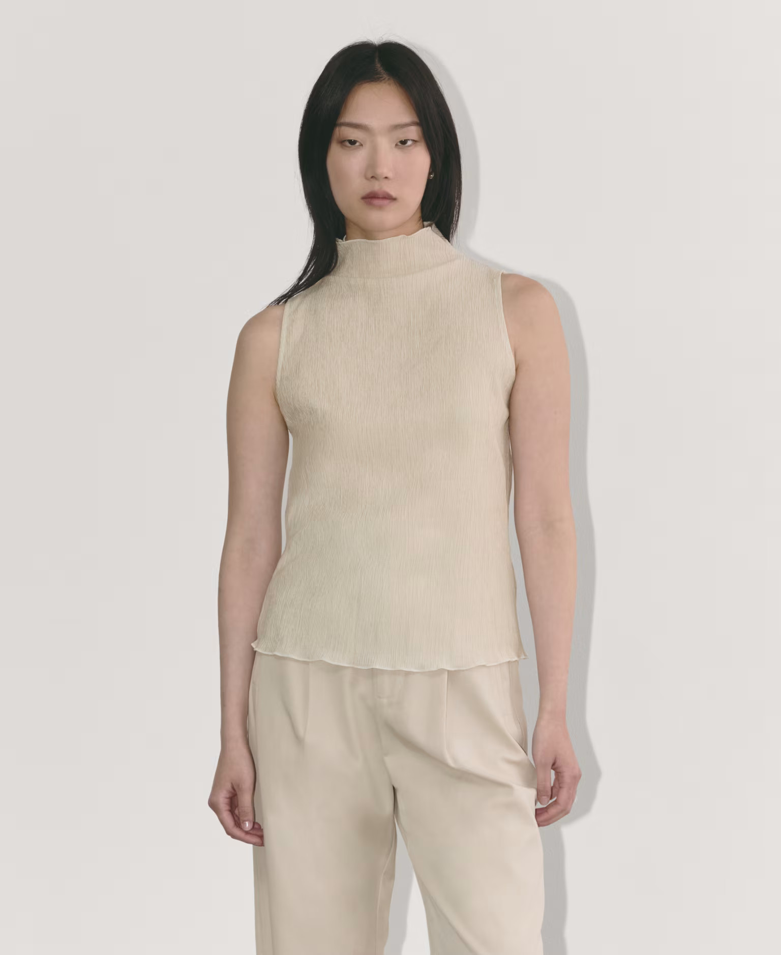 Women's Crinkle Tank by Everlane in Sandshell, Size S | Everlane