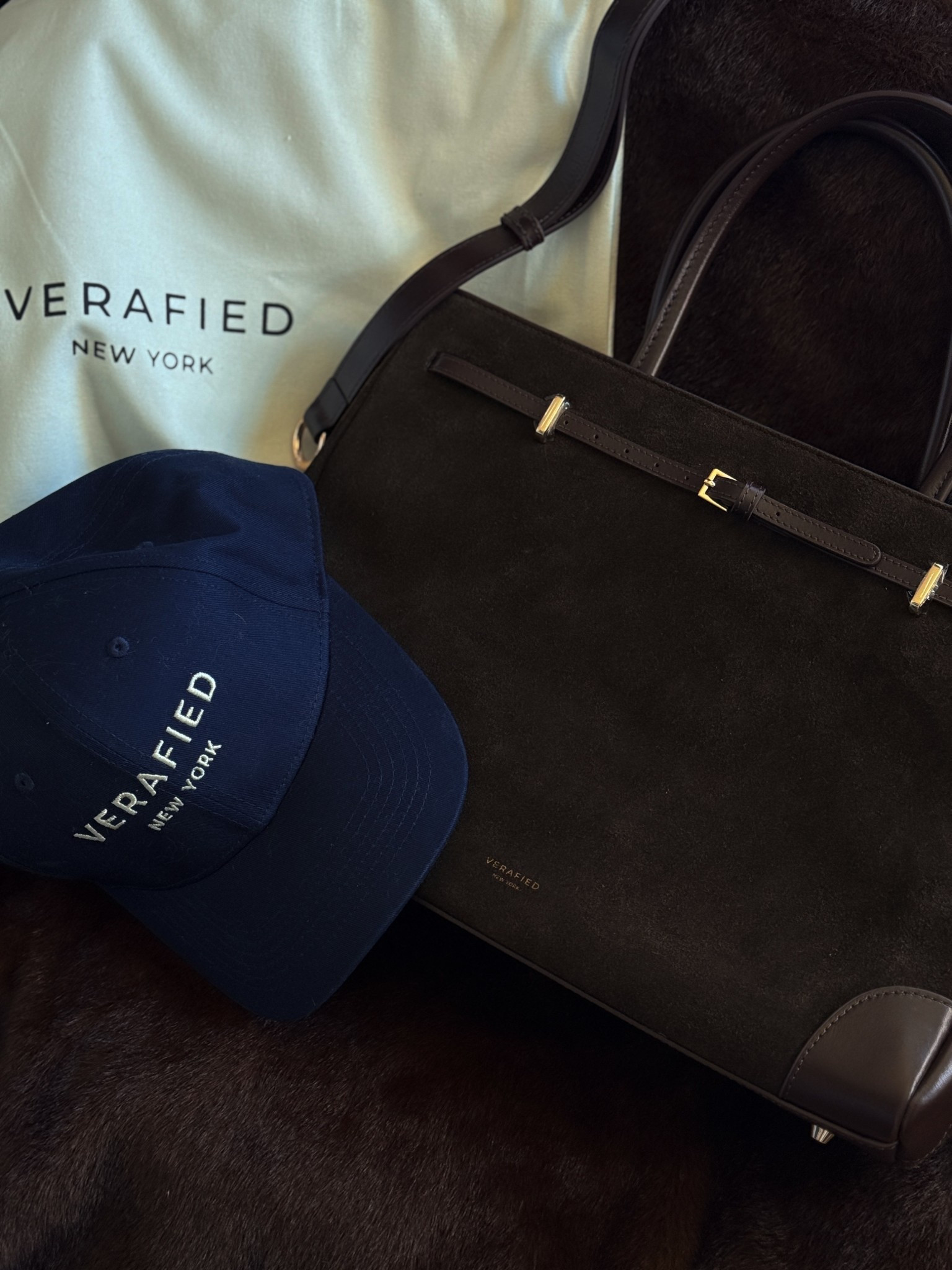 New large mid range luxury suede brown tote bag - slow fashion Verafied 

#LTKSeasonal #LTKItBag #LTKWorkwear