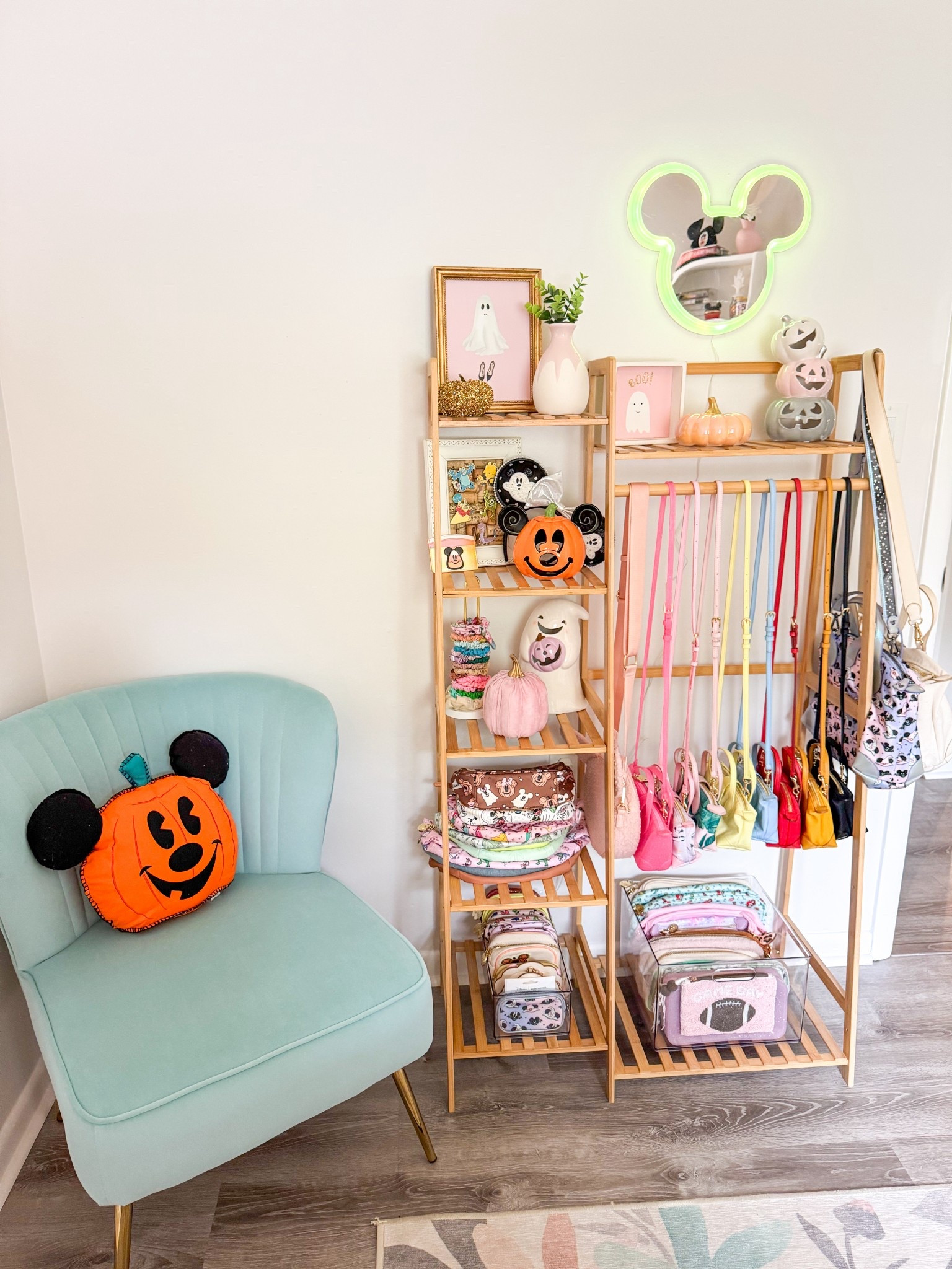 How I store and display my bags and accessories!

#LTKStyleTip #LTKHome #LTKItBag