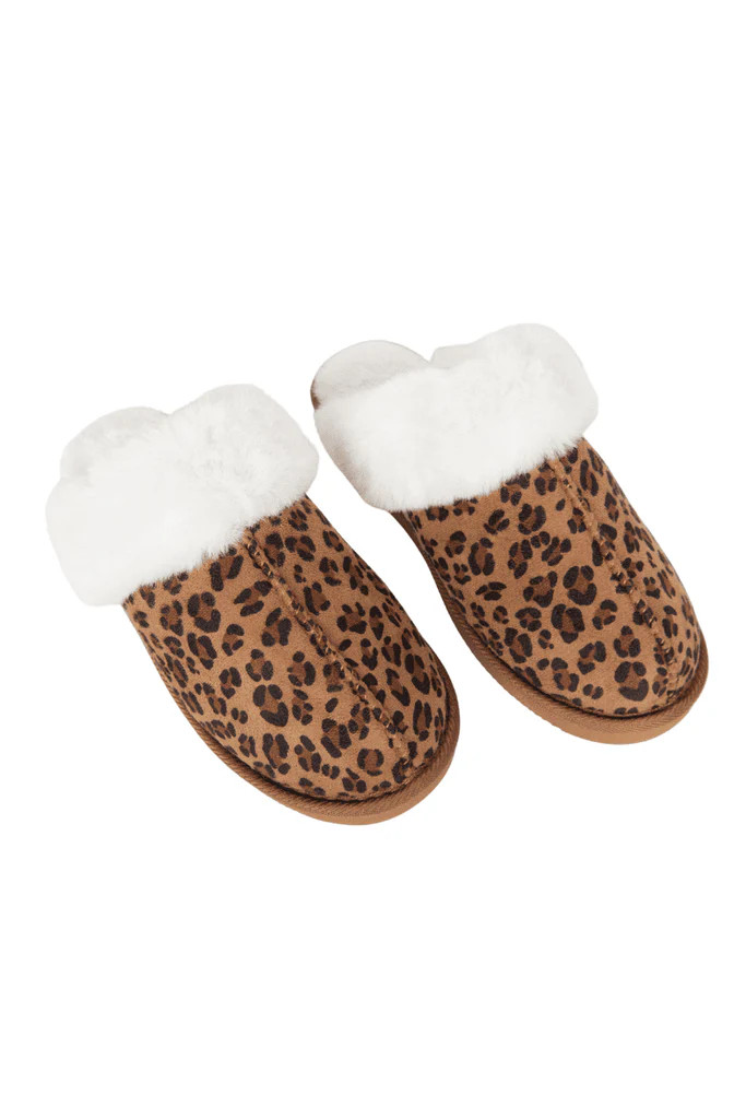 Leopard Print Faux Fur Comfy Slippers | Katydid