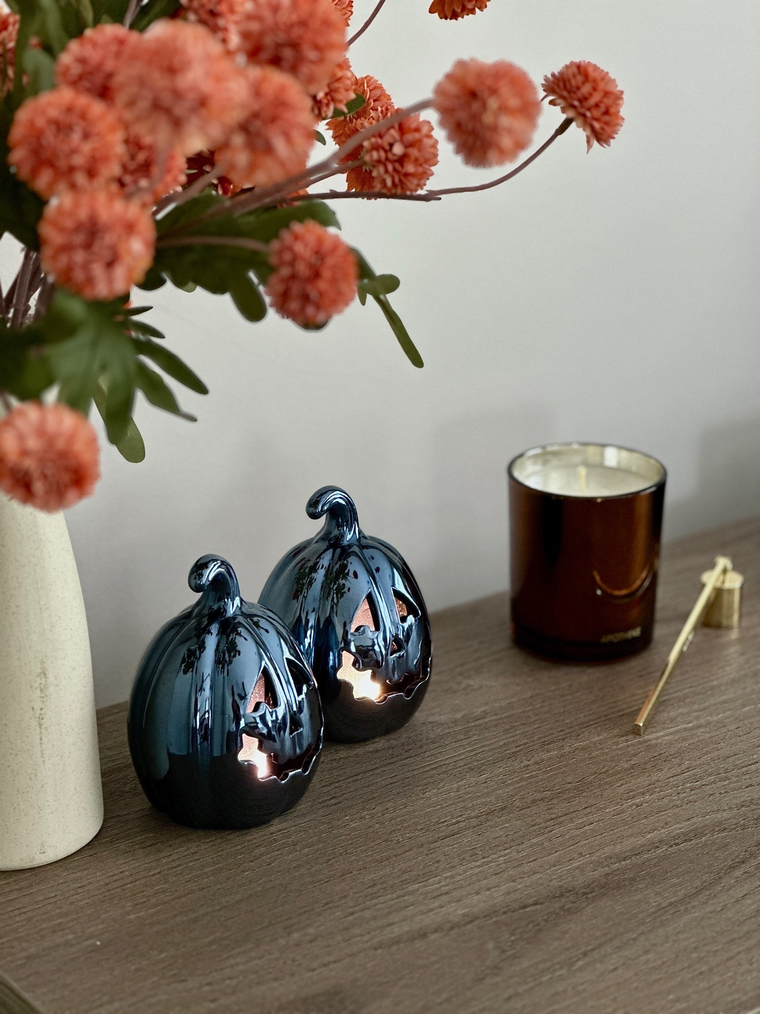 How cute are these little Jack o lanterns?! Enjoy a warm white glow or a fun multi color lighting option. 

Halloween decor // spooky fun decor // fall home decorating

#LTKHome #LTKSeasonal #LTKSaleAlert