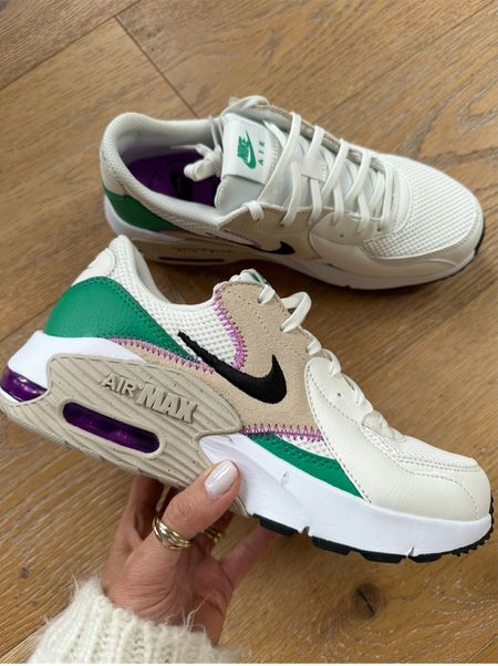 Love this color combination with a pop of green from the Nike air max! Comfortable for travels too! Linking another favorite that’s been selling like hot cakes too!!

#LTKtravel #LTKshoecrush