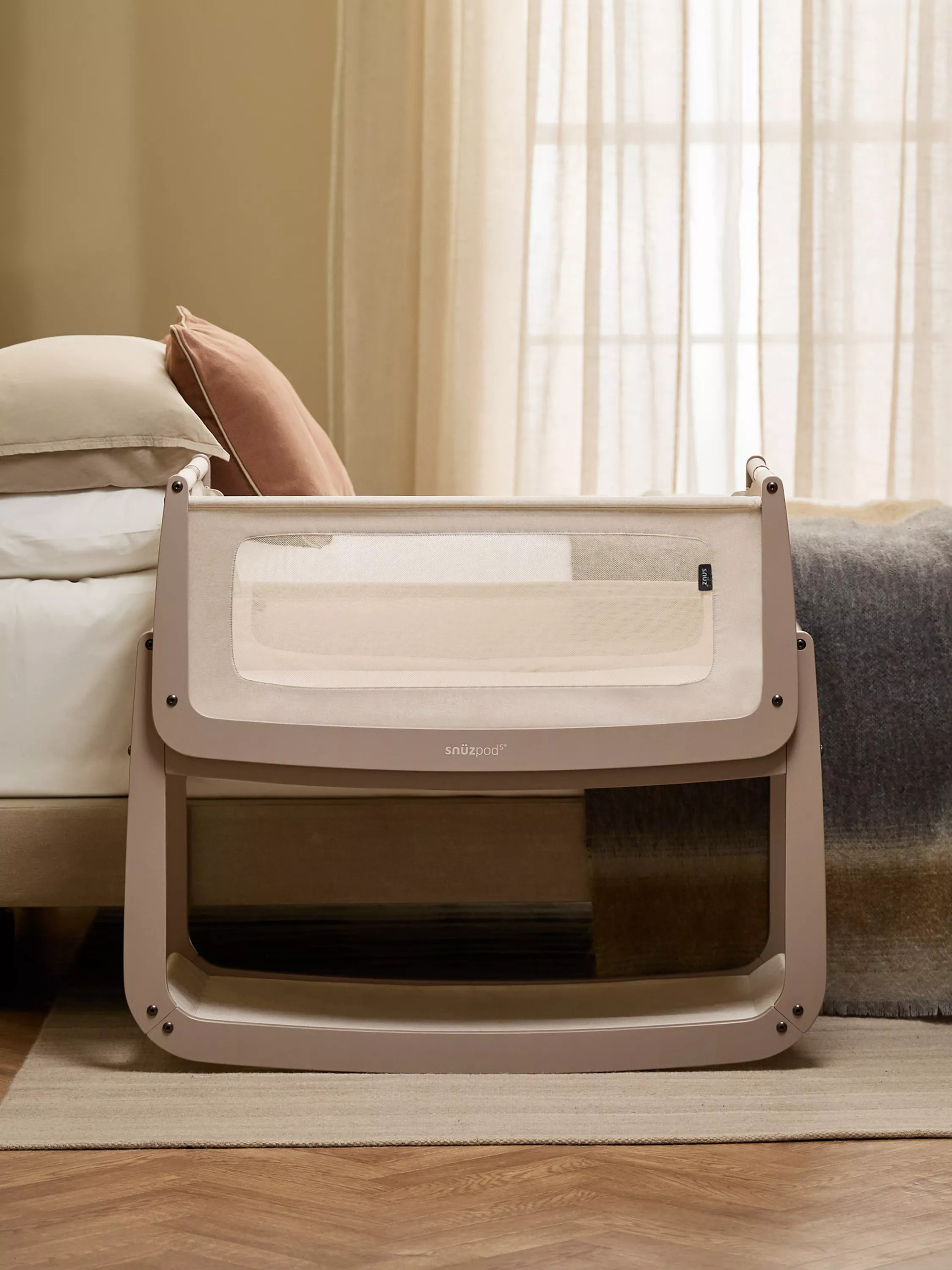 Snüz SnüzPod 5 Bedside Crib | John Lewis (UK)