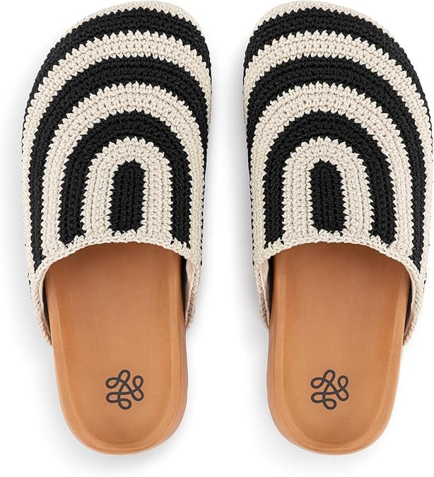 The Sak Bolinas Clog Shoe - Women's Slip On Sandal for Indoor & Outdoor Use - Classic, Comfortabl... | Amazon (US)