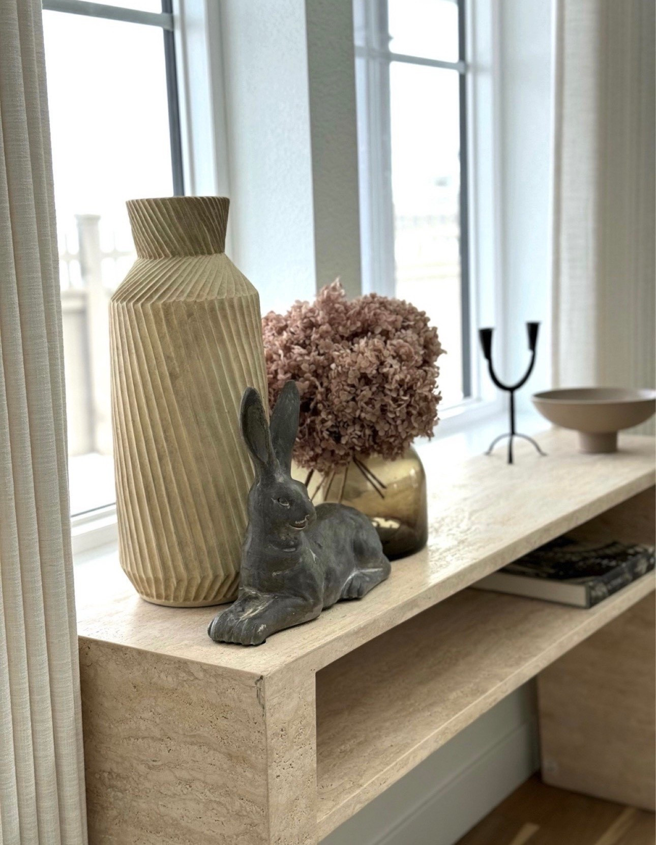 Spring decor 
Home decor 
Modern 
Natural 
Neutral 


#LTKHome #LTKSeasonal #LTKspring