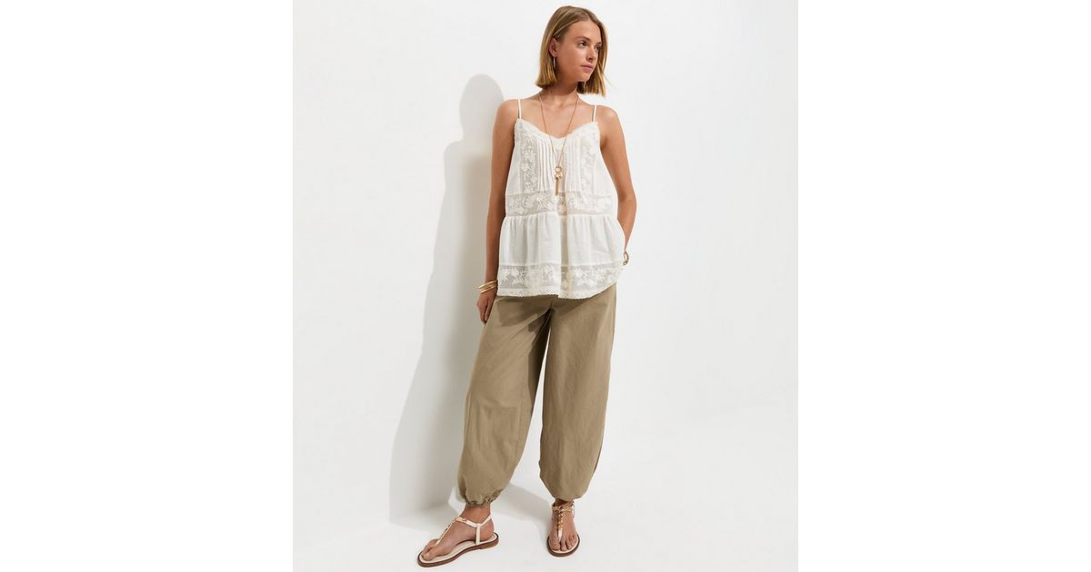 Women's Light Khaki Tapered Balloon Parachute Trousers New Look | New Look (UK)