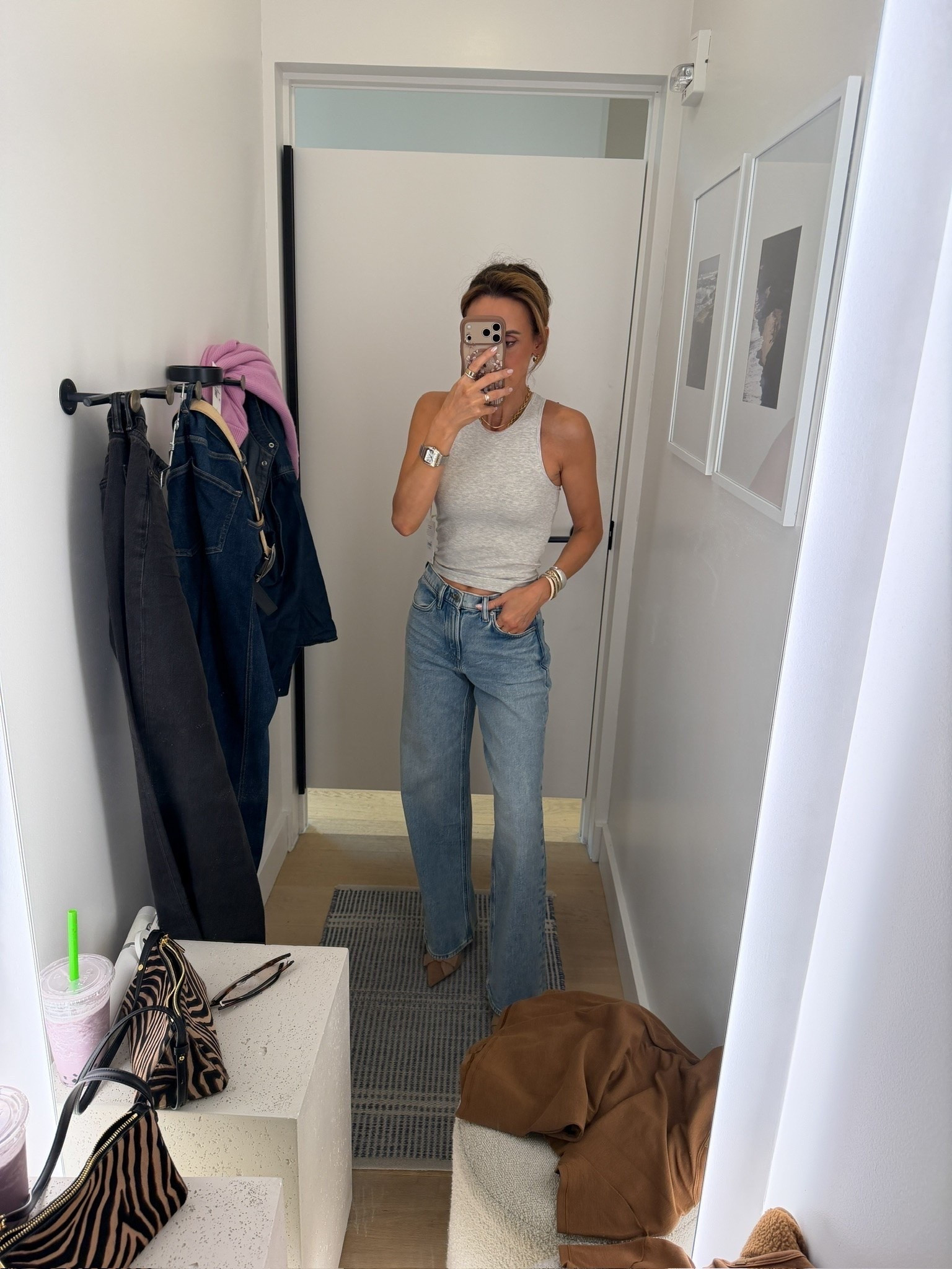 New Vuori jeans alert! Loving the fit and feel of these, they will definitely go fast! Wearing a size 25