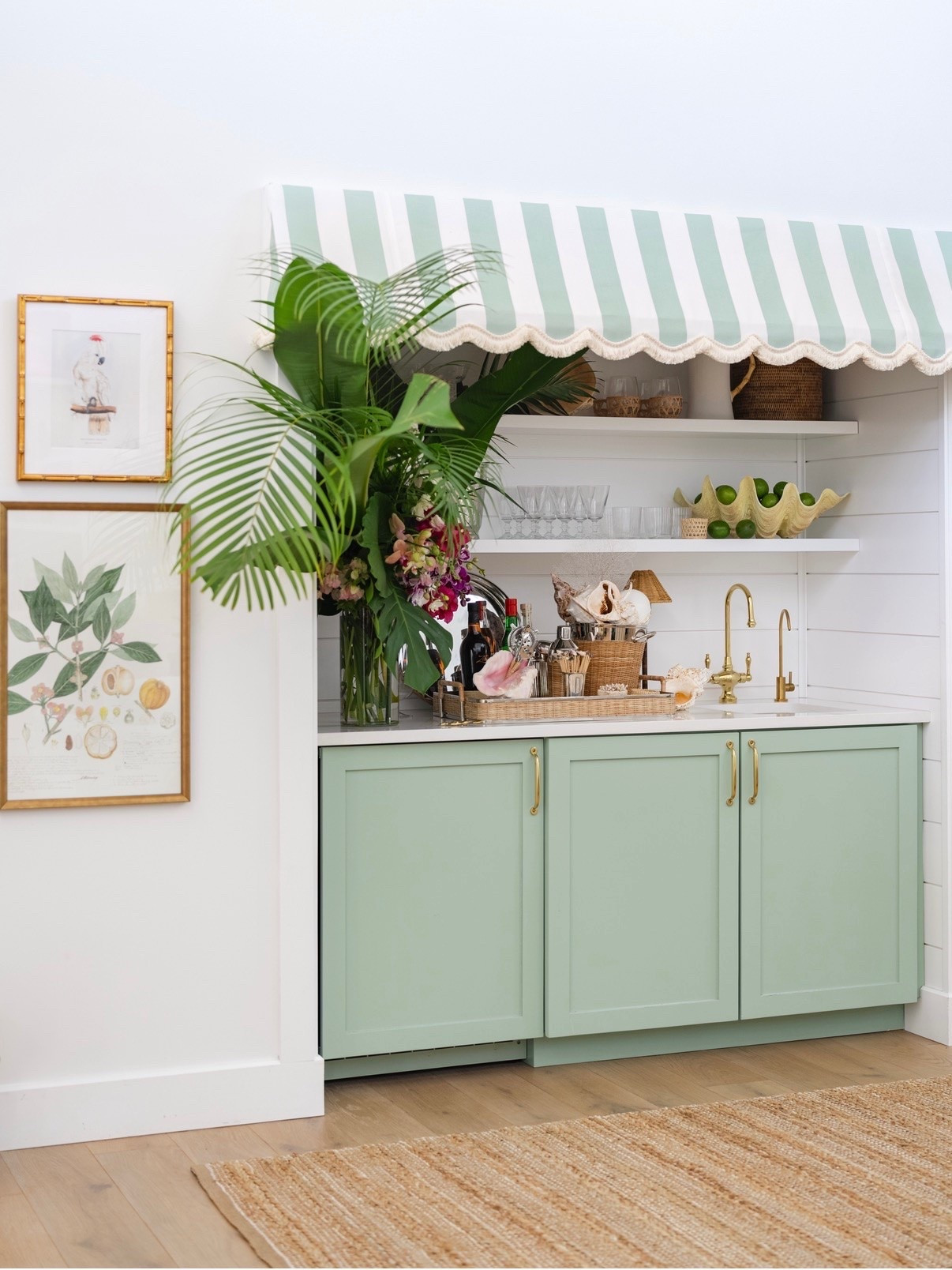 Home - wet bar styling update

#LTKHome