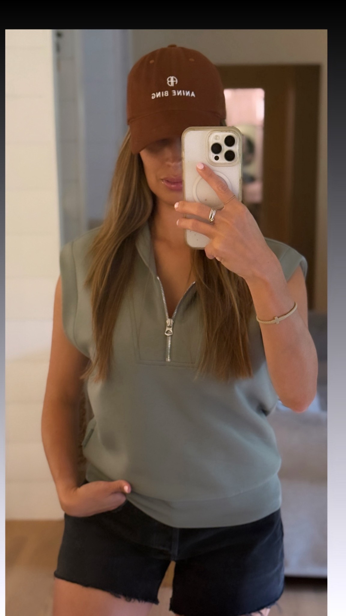 The perfect transitional fall outfit does not exis…… it does exist 😍

#LTKSeasonal