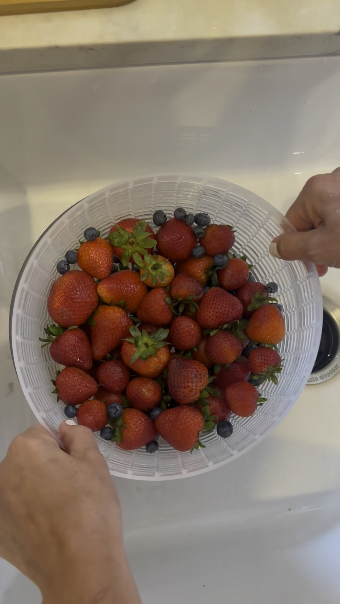 How I wash my produce! I love this salad spinner I found on @walmart #walmartpartner …isn’t it crazy how much comes off after the baking soda and water bath then spinning?! Definitely a must have around the kitchen! Kitchen appliances // home hacks 

#LTKSeasonal #LTKVideo #LTKHome