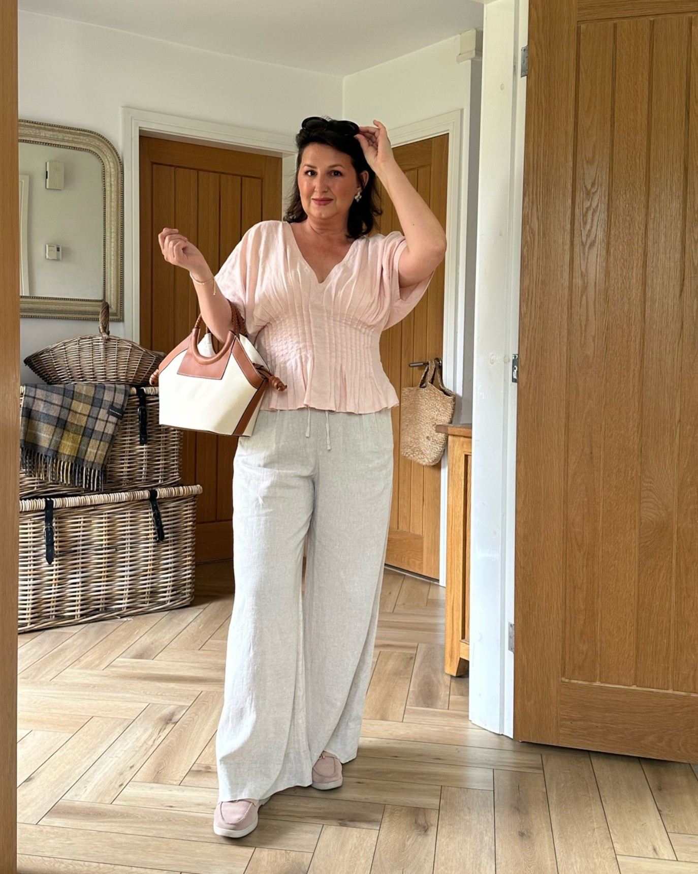 A very Dionne outfit. A spring summer fail safe. Linen trousers and a nice linen top you can dress up or down

#LTKuk #LTKspring #LTKsummer