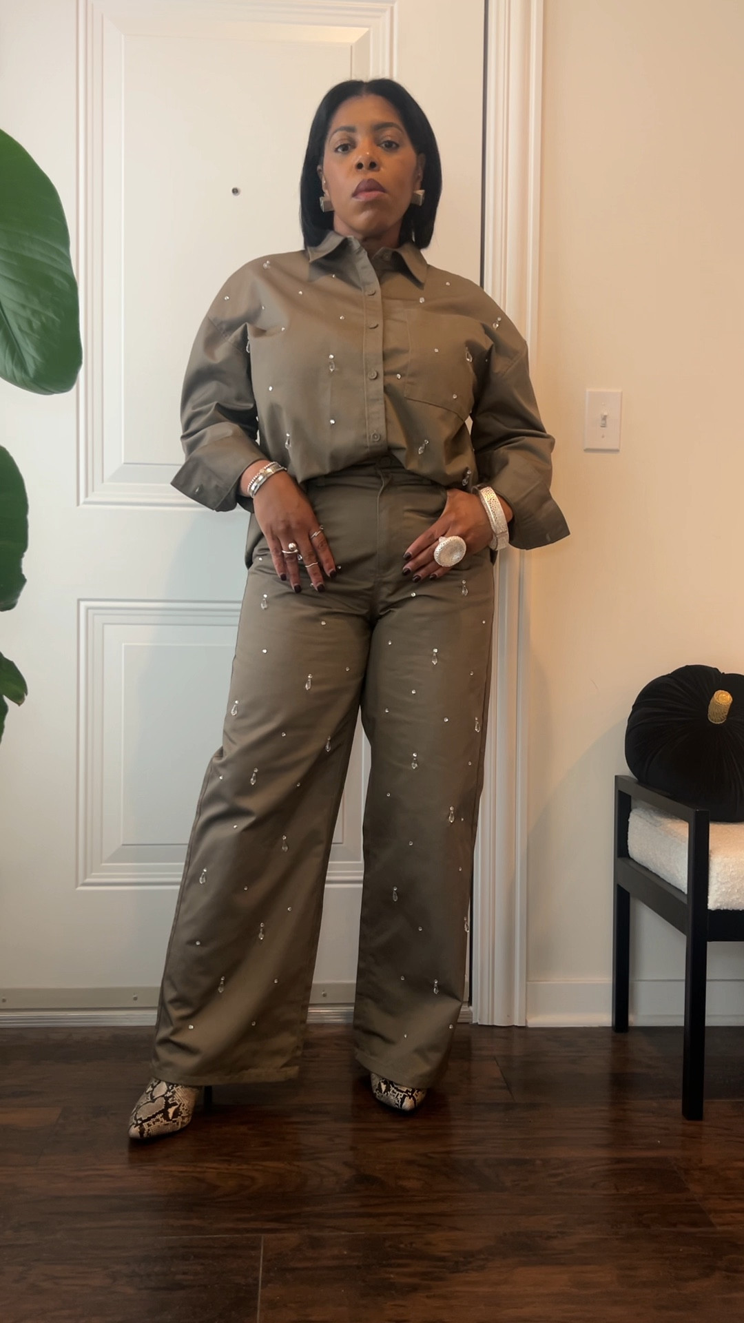 How I style elevated casual for the #holidays. 
#blackfriday #futurecollective #targetstyle #affordablefashion


#LTKFindsUnder100 #LTKHoliday #LTKStyleTip