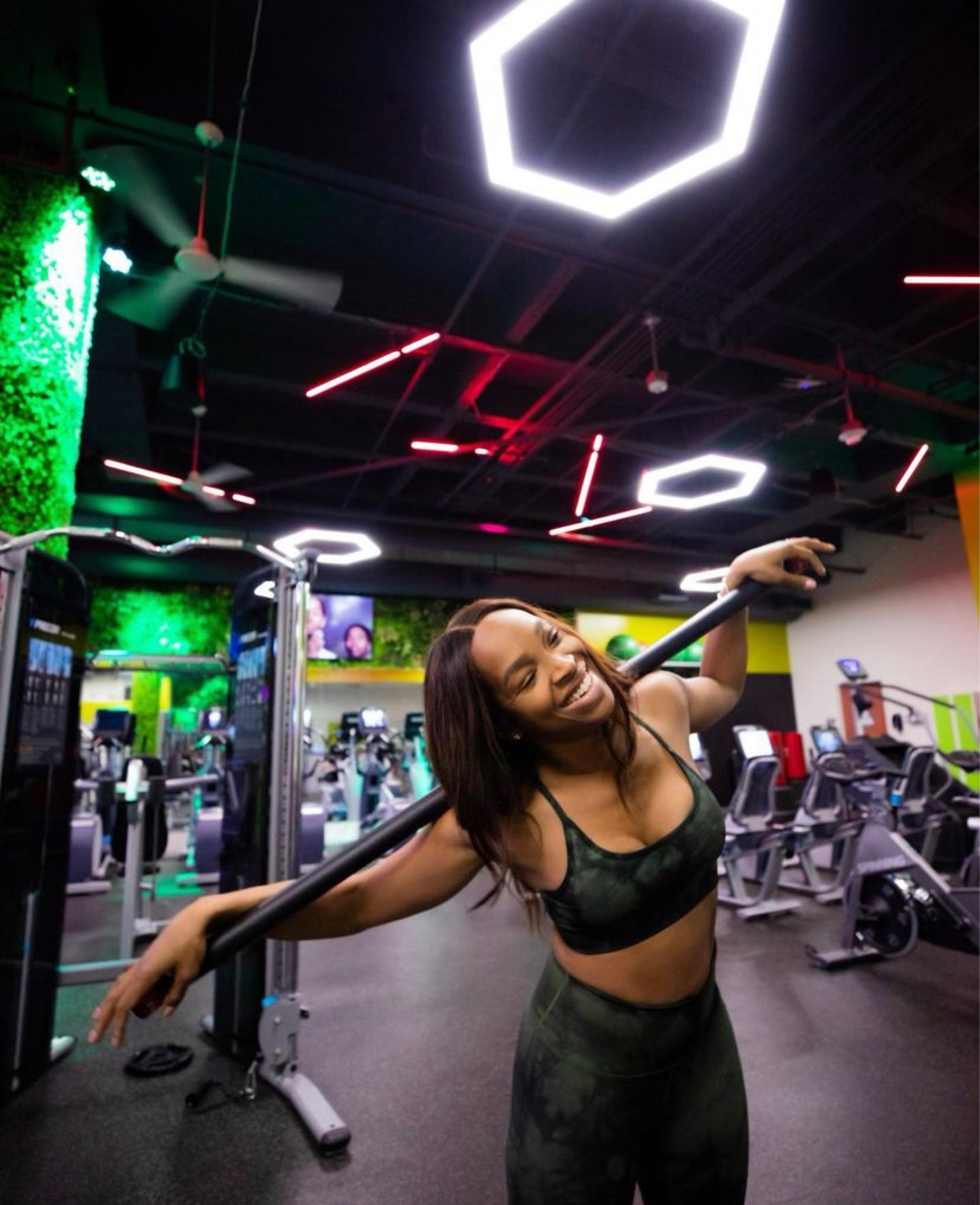 Love my Good American athletic wear. This print is out of stock, but I linked similar options! 

#LTKfit #LTKFind