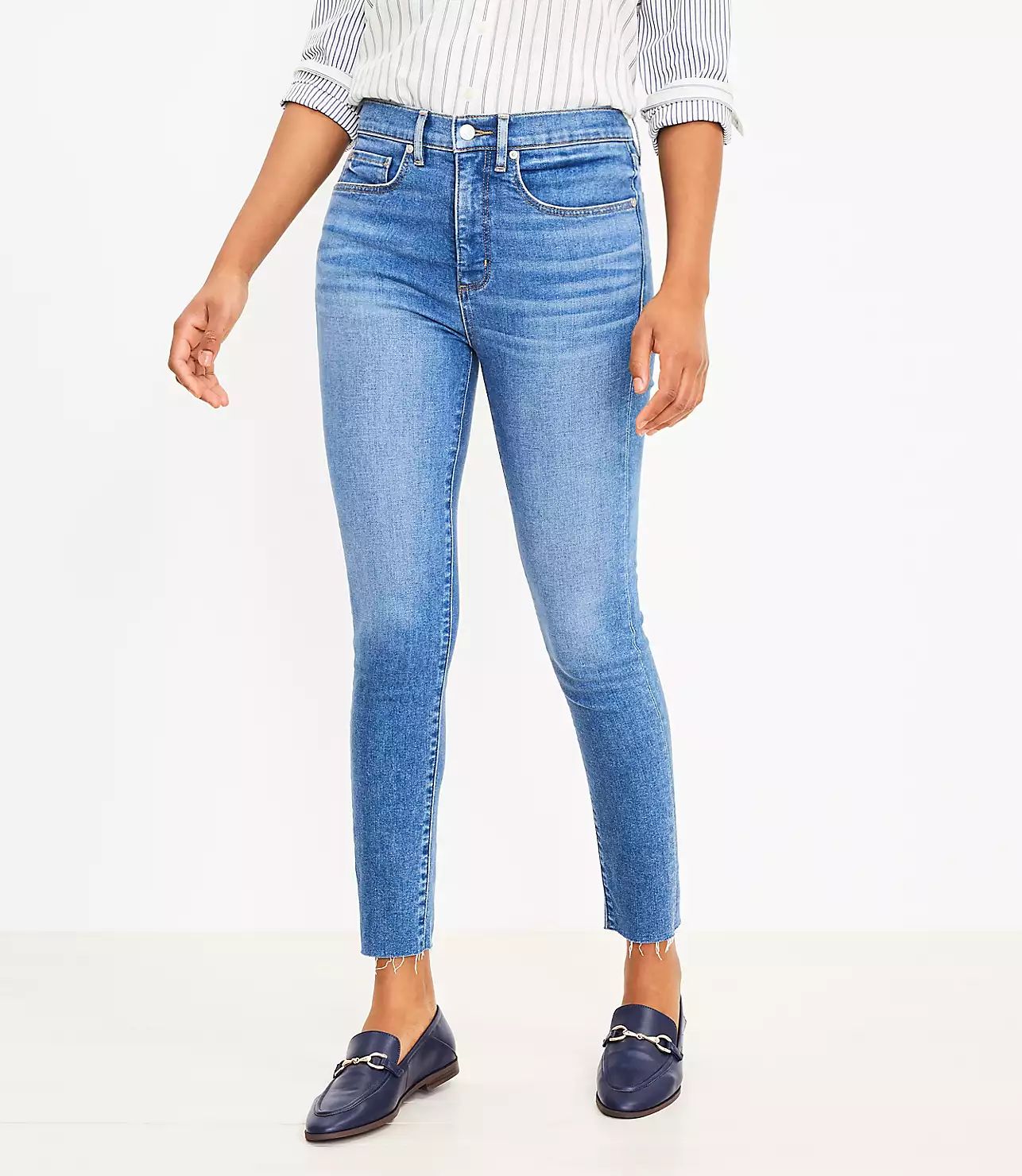 Curvy Fresh Cut High Rise Skinny Jeans in Mid Indigo Wash | LOFT