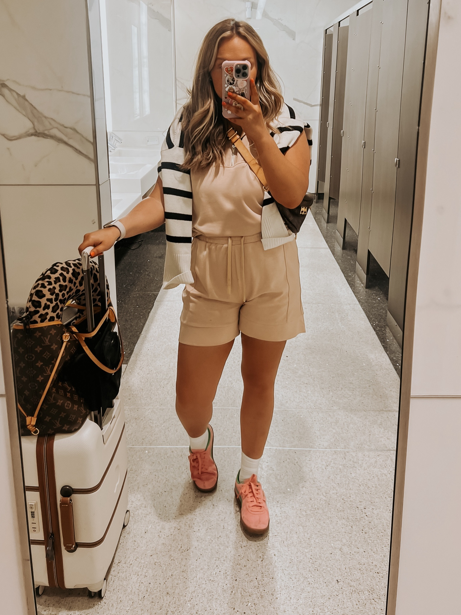 Airport outfit

Varley dupe

#LTKmidsize #LTKtravel