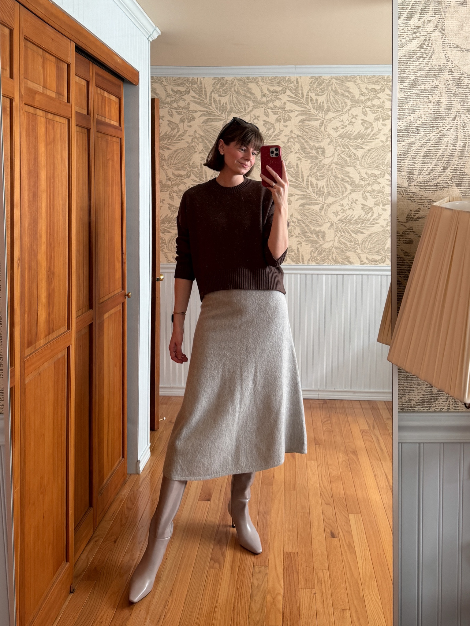 Corporate outfit
Gray on gray outfit
Neutrals 
Women in STEM
Grey boots
Aritzia
Quince 
Vince Camuto
Gray monochrome outfit