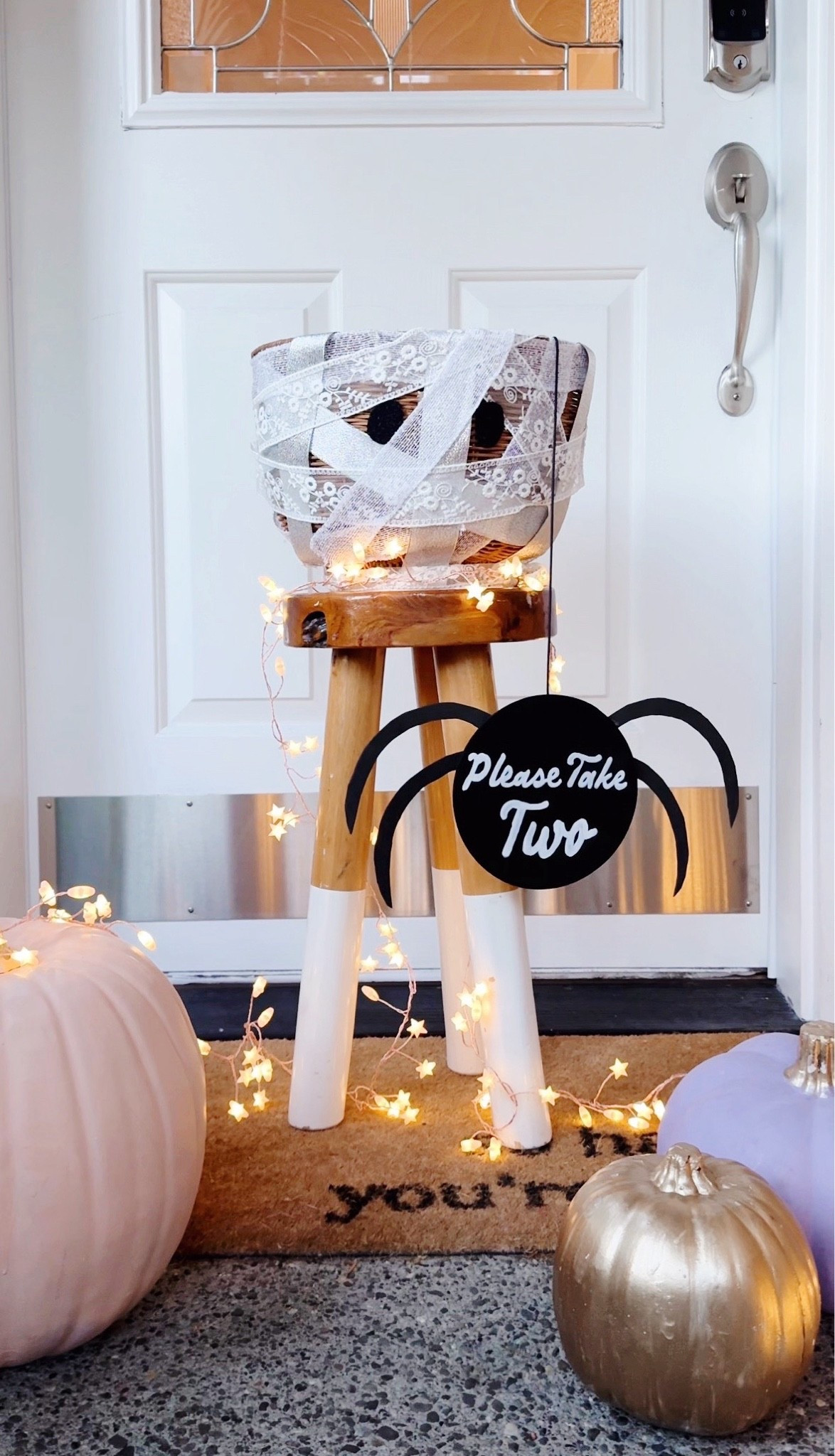 Chic Halloween candy bowl setup

#LTKSeasonal #LTKHome #LTKKids