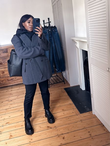 Grey blazer, casual look, everyday look , winter style , matches fashion, h&m , the row, the row boots , Raey 

#LTKstyletip #LTKeurope #LTKMostLoved
