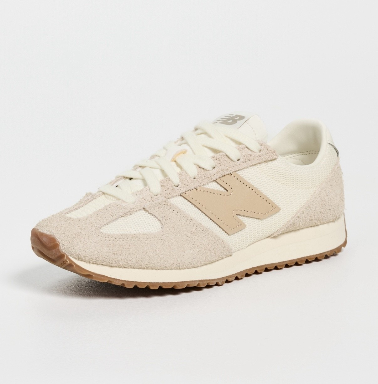 New style of New Balance I’m into for Fall



#LTKOver40 #LTKShoeCrush