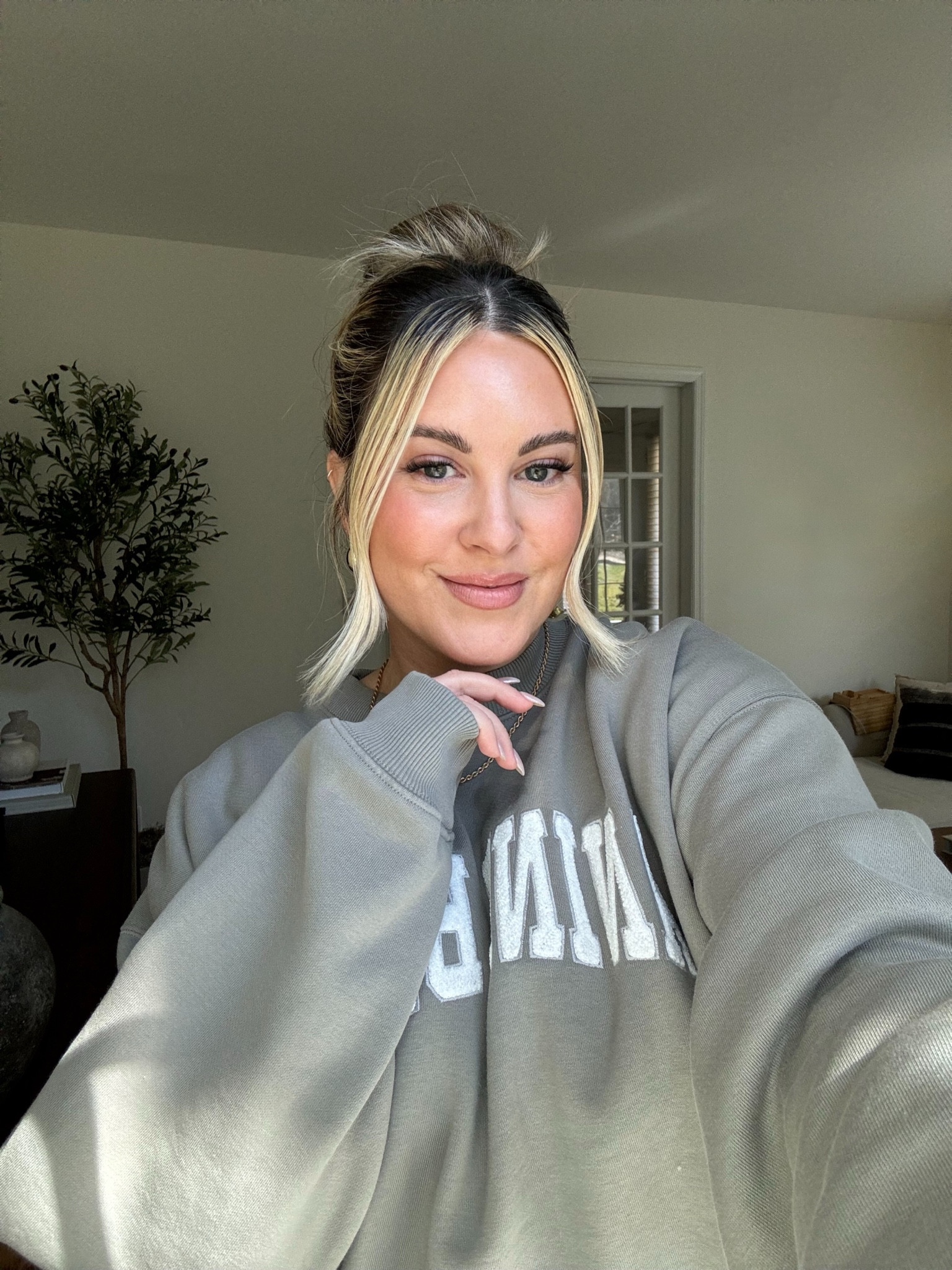 Glowy Spring makeup. Sephora sale 2024 starts on 4/4! Here’s everything in my current spring makeup routine 🌼 

SHADES
SAIE / STARGLOW
CC CREAM / LIGHT
MAGIC VANISH / FAIR
BROWS / MED. BROWN
FLUSH BALM / CHEEKY
LIPSTICK / BRONX BABY
LINER / WHEREVER WALNUT

sephora sale, dewy makeup, glowy makeup, natural makeup, sephora favorites, best of Sephora

#LTKfindsunder100 #LTKxSephora #LTKbeauty