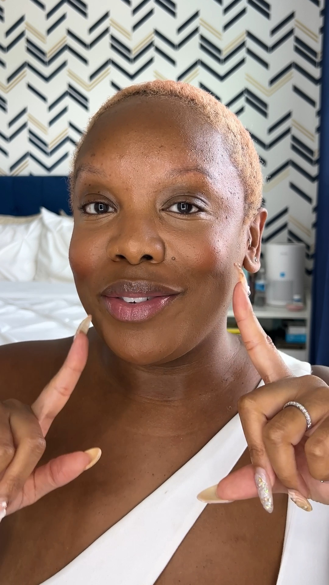 Some products I’ve been loving lately to sculpt the face 

#LTKBeauty