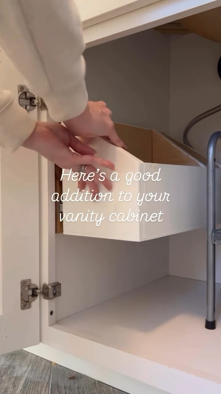 ✨ Here’s a great addition to any lower cabinet! ✨ I added this pull out drawer to my bathroom vanity using two full extension drawer slides.
Customized to fit hair tools 👏🏼 
👉🏼 Comment LINK below to
receive a DM with materials used 
Tutorial here: https://www.builtbycaitlin.com/tutorials-blog/bathroom-vanity-pull-out-drawer

Comment LINK below to receive a DM with the link to shop this post on my LTK ⬇ https://liketk.it/56EJh

#diy #tipsandtricks #custommade #organization #bathroomideas #vanity