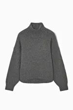 CHUNKY PURE CASHMERE TURTLENECK SWEATER | COS (US)