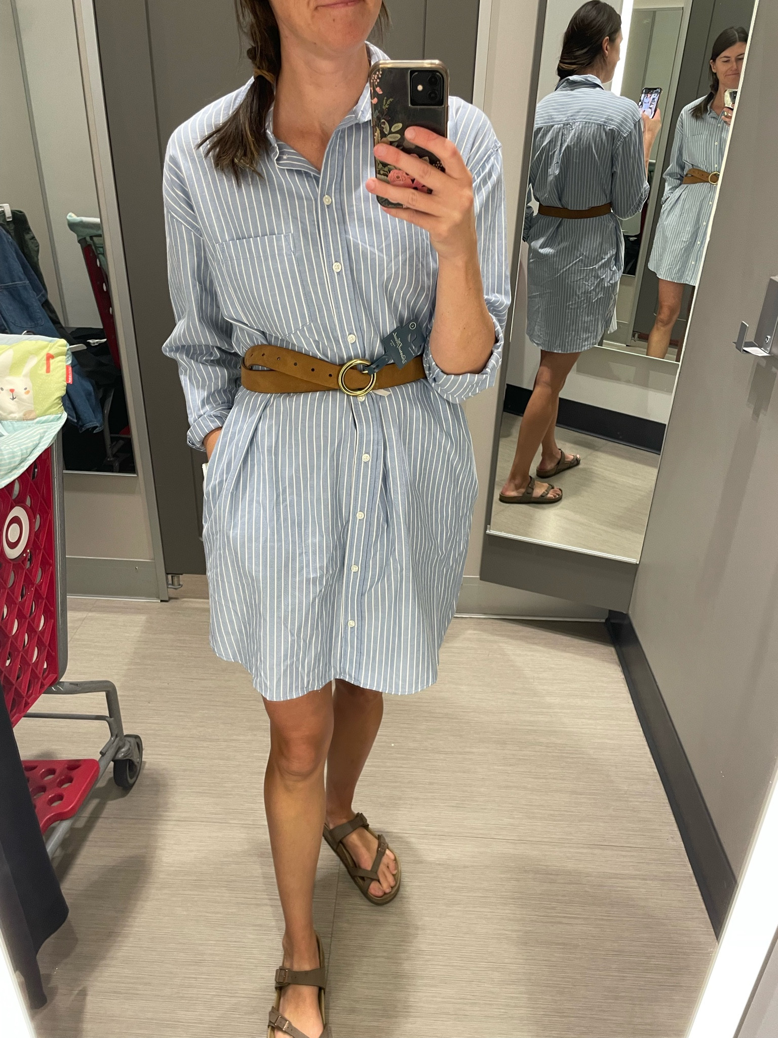 Wearing a size medium 

#LTKSeasonal #LTKSaleAlert #LTKFallSale