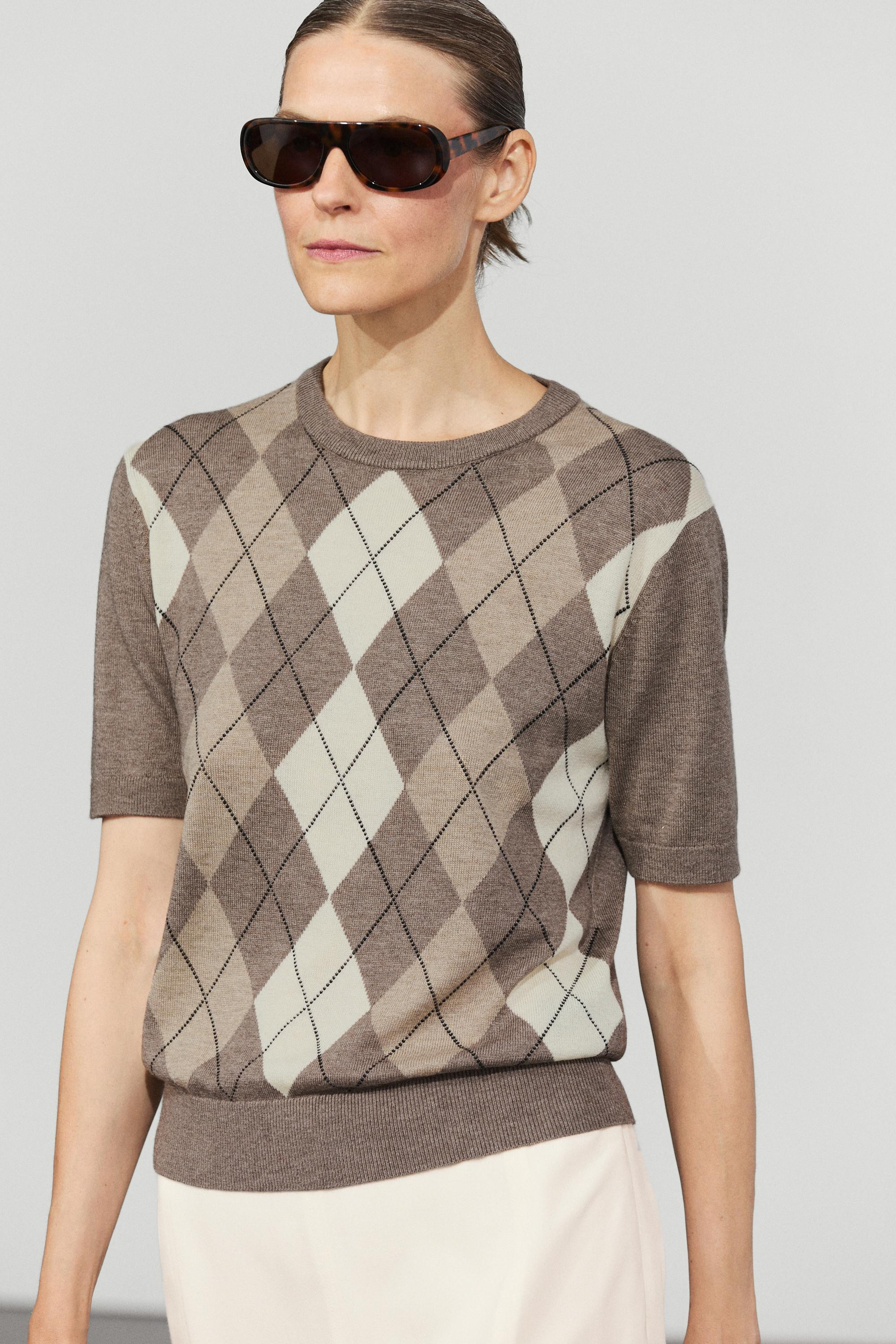 Short sleeve diamond-pattern sweater | Massimo Dutti US