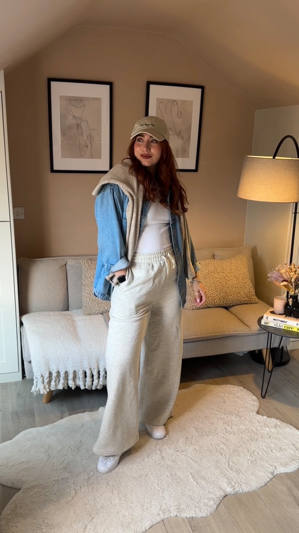 These trackies ohhhh my, the fit!! 

I’m wearing size 10-12 and they’re true to size for sure. I reckon I could size up for a looser fit on the hips though. 


#LTKuk #LTKmidsize #LTKautumn