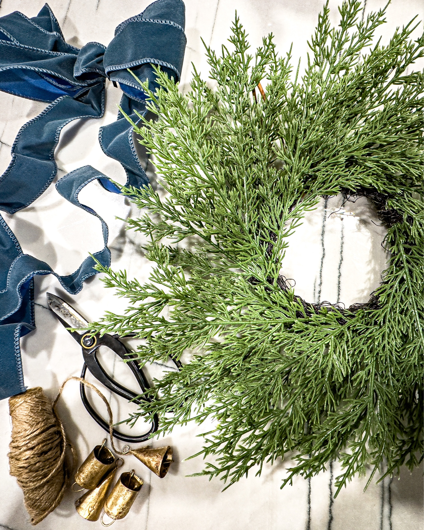 I decorated our kitchen counter stools with these DIY mini wreaths. I added the prettiest bows using some antique blue ribbon and some brass bells. 

#Christmasdecor #bestseller #chairwreaths #christmaskitchen #miniwreath #kirklandsfinds #christmas


Wreath for Chairs
Christmas Kitchen Decor
Traditional Kitchen with brick alcove
Blue Kitchen
Kitchen Rug Ideas

#LTKhome #LTKHoliday #LTKVideo