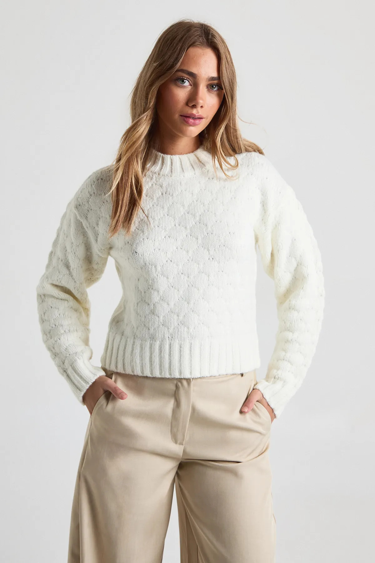 Cream Chunky Textured Knit Crew Neck Boxy Jumper | Boohoo USA | boohoo (US & Canada)