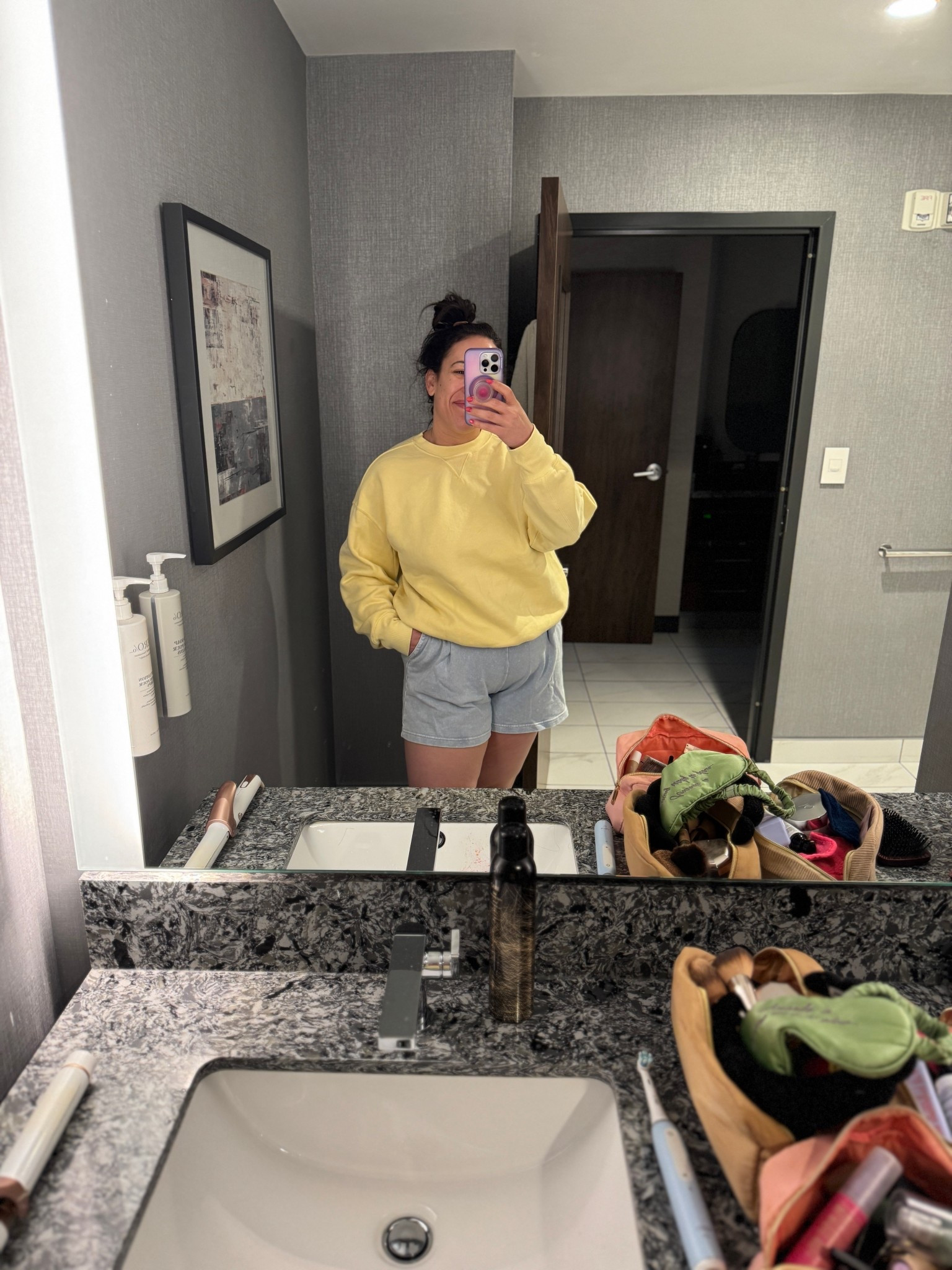 Aerie midsize outfit for the travel girlies! Size medium in top and large in bottoms 🫶🏻

#LTKFindsUnder100 #LTKSaleAlert #LTKMidsize