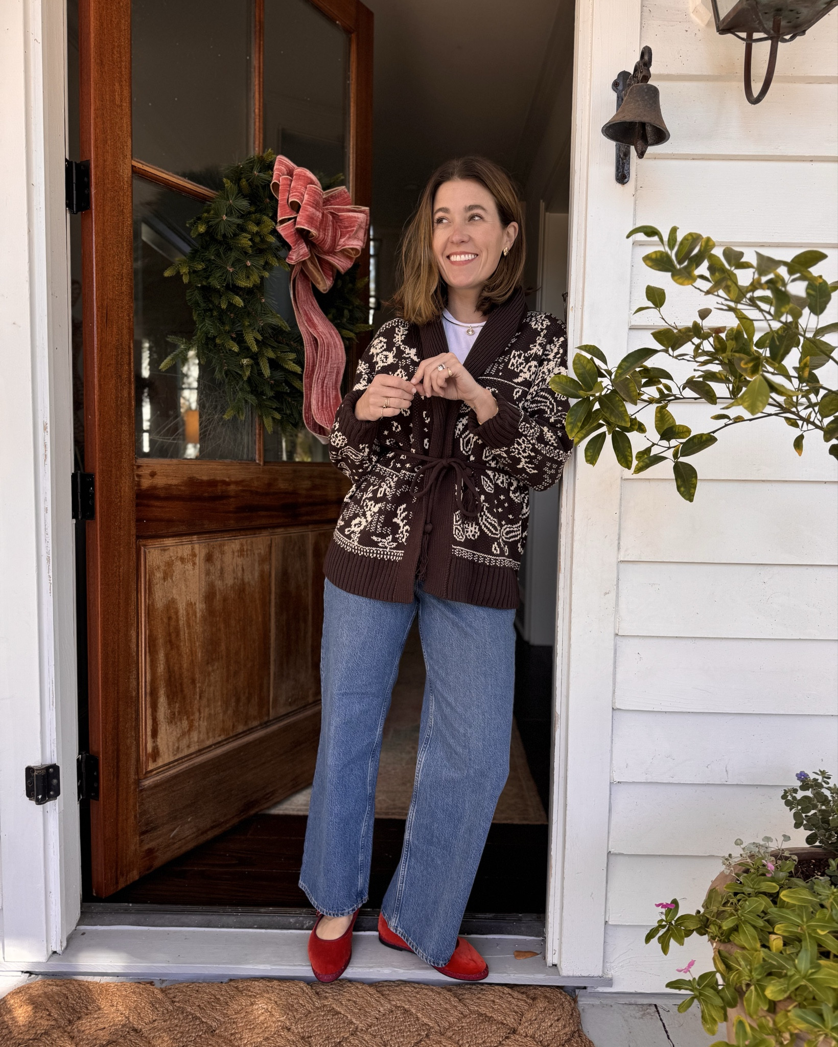 #abercrombiepartner | @abercombie's Cyber Week Sale is here!! 25-50% Off Everything! Offer valid in stores and online from 11/24/2025-12/1/2025 in US/CA. Excludes clearance and gift cards. Online price reflects discount. Use code CYBERAF to get an additional 15% off everything in stores and online at checkout from 11/24/2025-12/1/2025 in US/CA. Excludes clearance and gift cards. See details online. #ad

#LTKCyberWeek