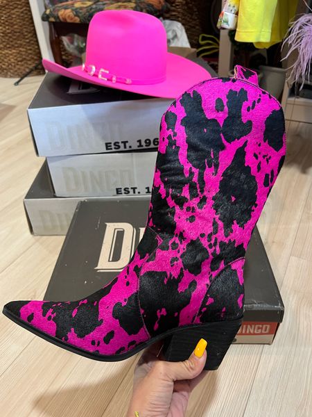 SALE neon pink cowgirl boots. Country concert in Nashville. Morgan Wallen. Western boots. OOTN  

#LTKshoecrush #LTKstyletip #LTKFestival
